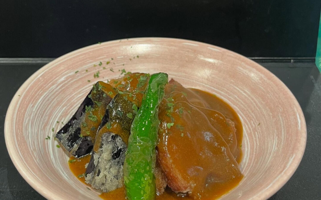 新メニュー ★煮豚のカレー揚げ出し★