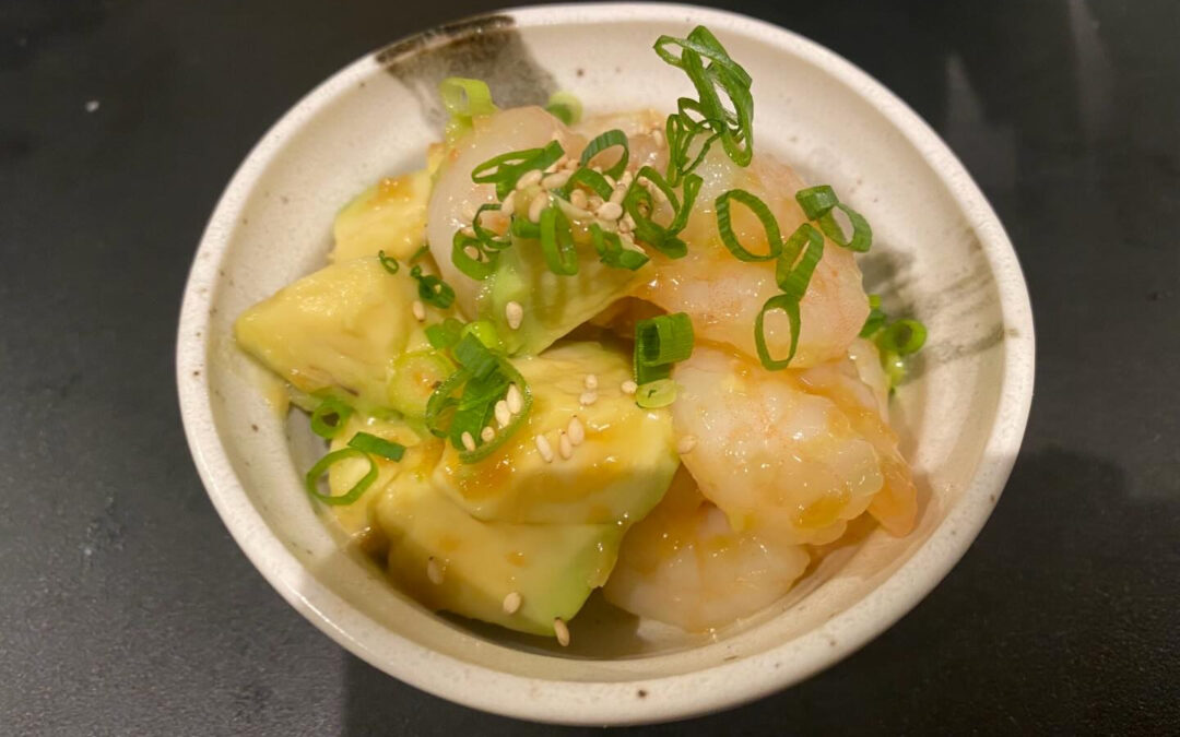 1枚目〜海老とアボカドの梅和え〜